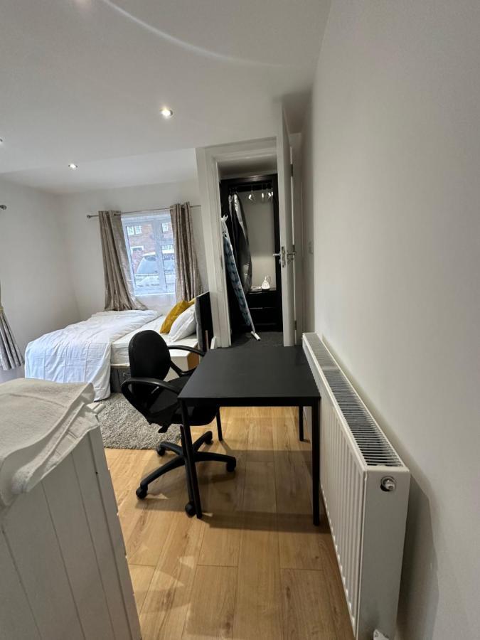 Keedonwood Road Bromley, Rooms With Free Wifi Esterno foto